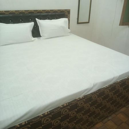 Shivaay Home Stay Varanasi Eksteriør bilde